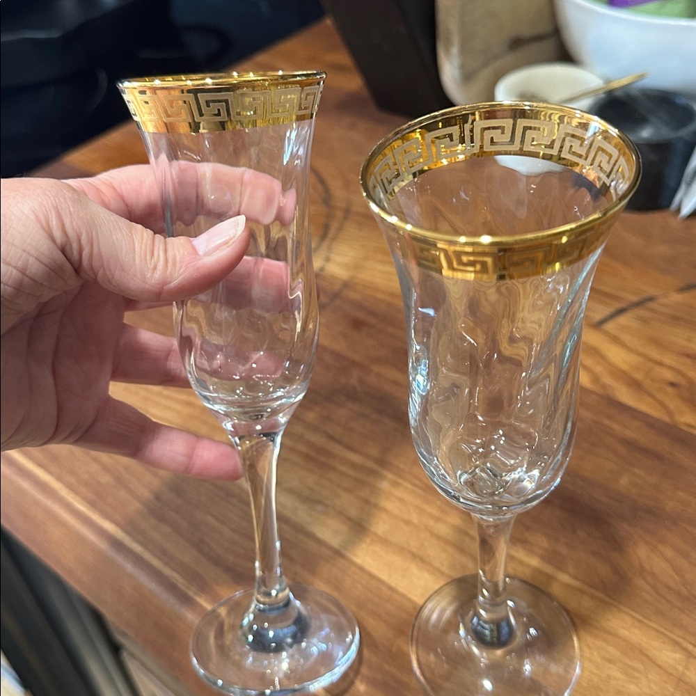 Elegant Crystal Champagne Flutes with Gold Rim set of 2